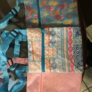 Cross over or straight down purse.